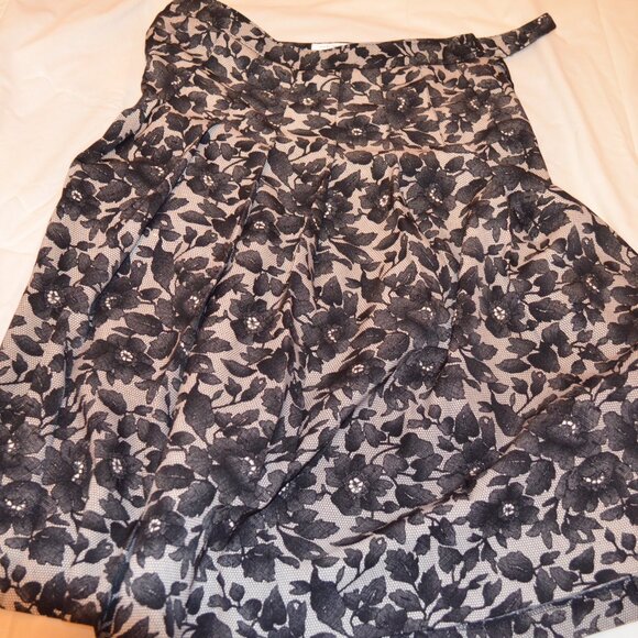 Issac Mizrahi Pleated Skirt - Picture 2 of 3